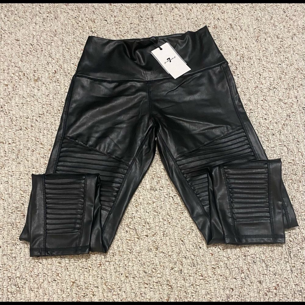 7 For All Mankind- Moto Liquid Leggings - Picture 5 of 5